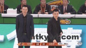 上海26分大胜辽宁5连胜 张镇麟弗格战旧主合砍28分